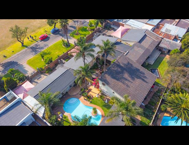 6 BEDROOM FREEHOLD FOR SALE IN SUNWARD PARK